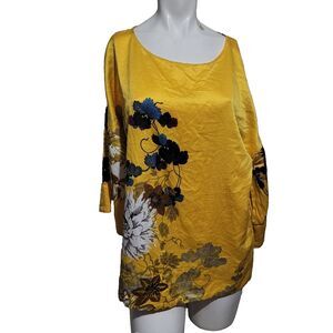 SOFT Surroundings Medium Blouse lightweight Top Tunic Women flower round neck